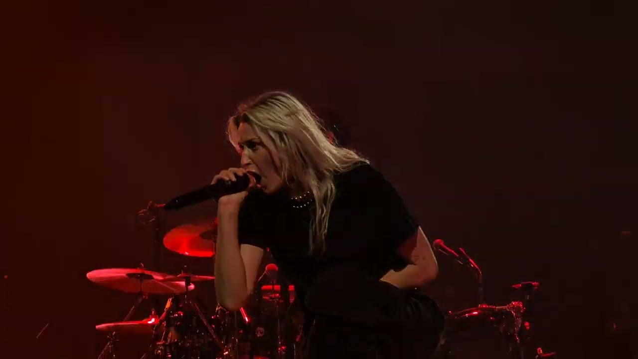 Linkin Park - Heavy Is The Crown [4K] (London The O2 Arena 2024)