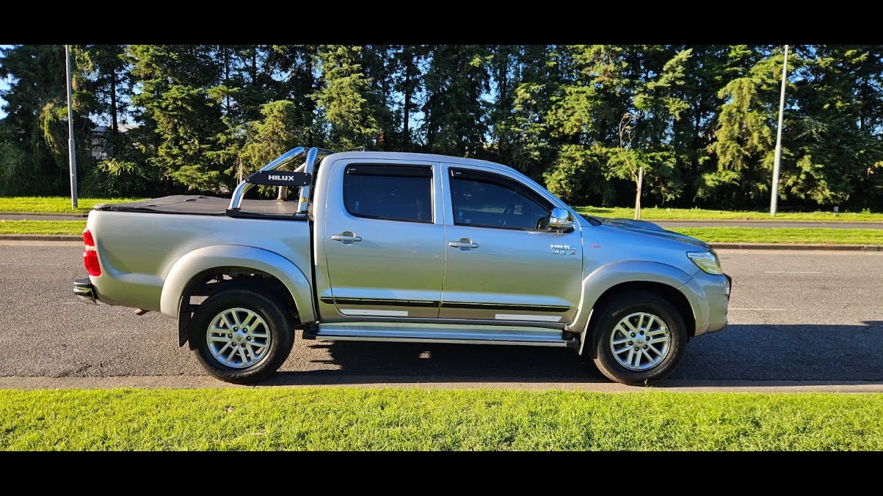 TOYOTA HILUX SRV 3 0