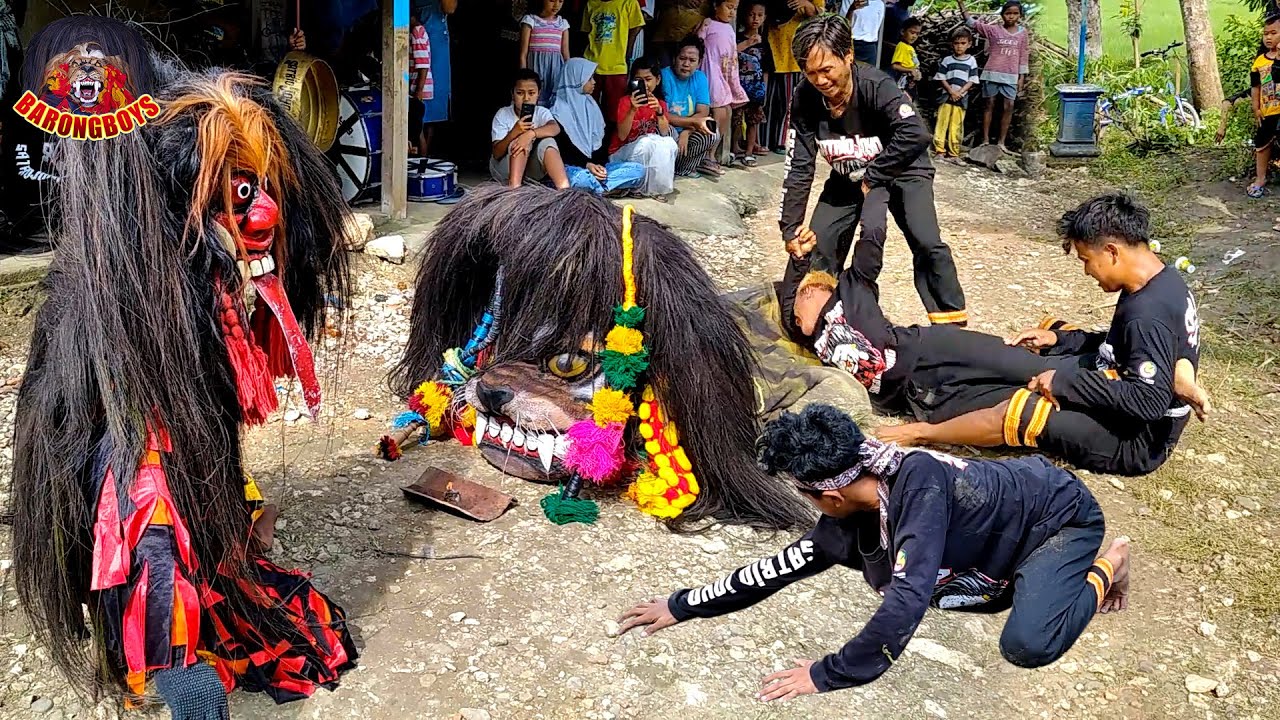 Barongan Ngamuk, PEMAIN BARONGAN KESURUPAN Penonton Kocar kacir || BarongBoys