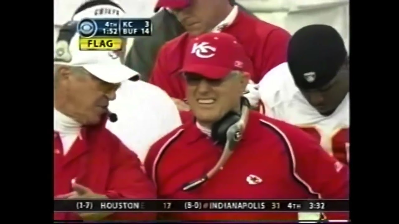 Lionel Dalton, Eric Hicks, And Chris Villarrial Get Ejected For Fighting