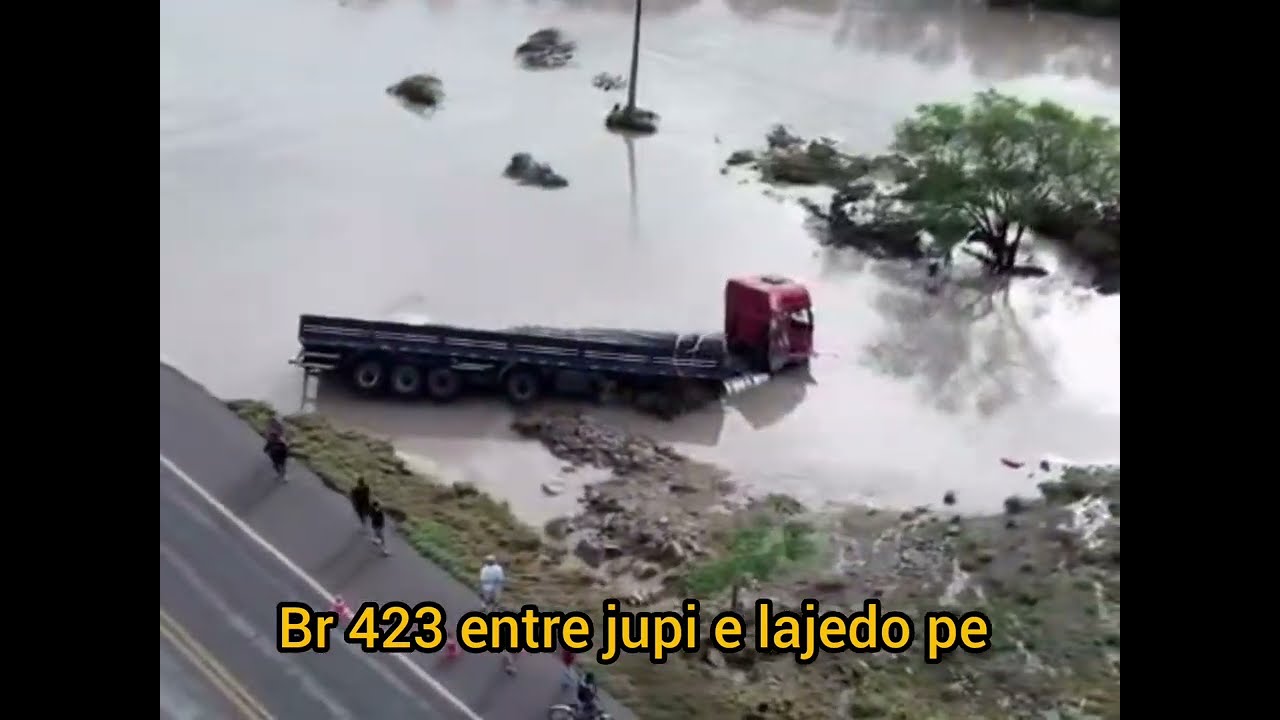 CHUVAS CAUSAM ESTRAGOS NA NOSSA REGIAO CAPOEIRAS, JUCATI E CALCADO