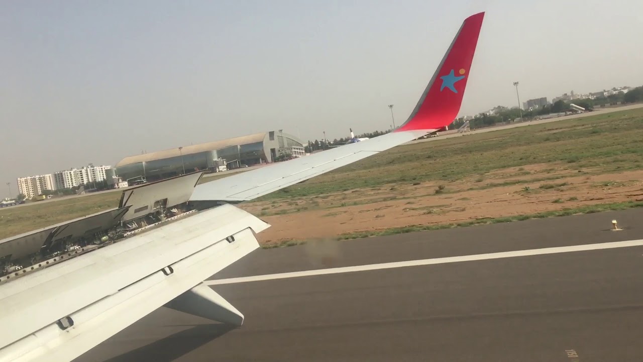 Spicejet Landing at Jaipur Airport From Dubai Terminal 1