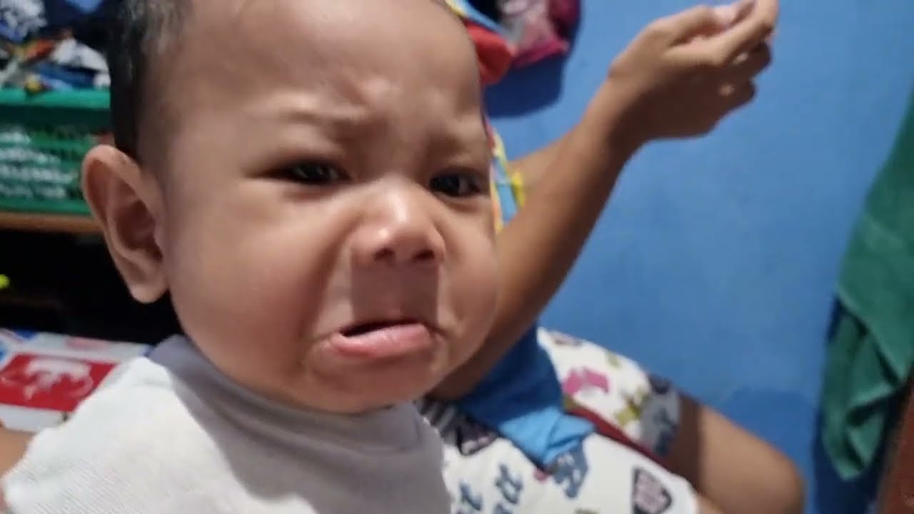 Mabar Roblox sampai Lupa jaga adik 😔 Zefa Vlog
