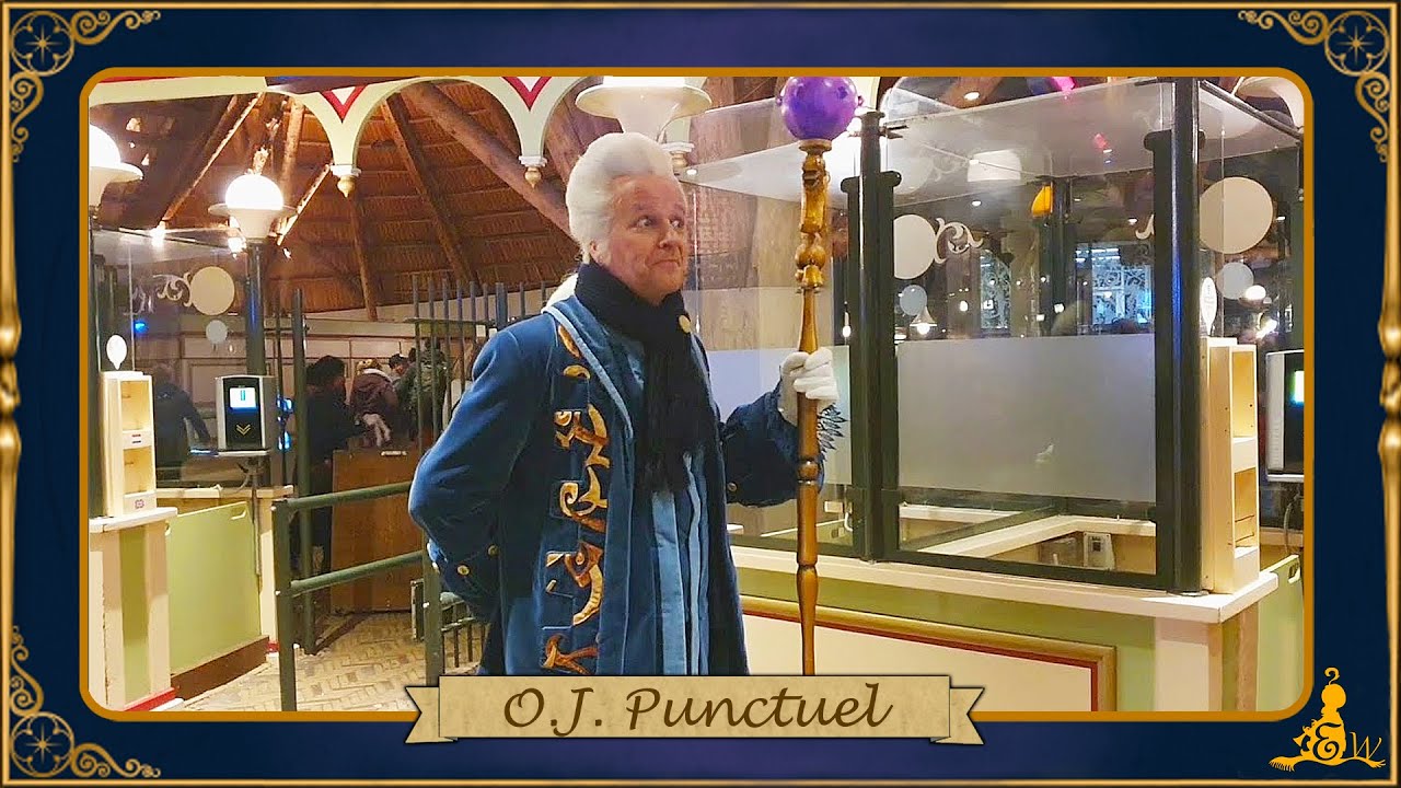 O.J. Punctuel zwaait bezoekers uit #Efteling