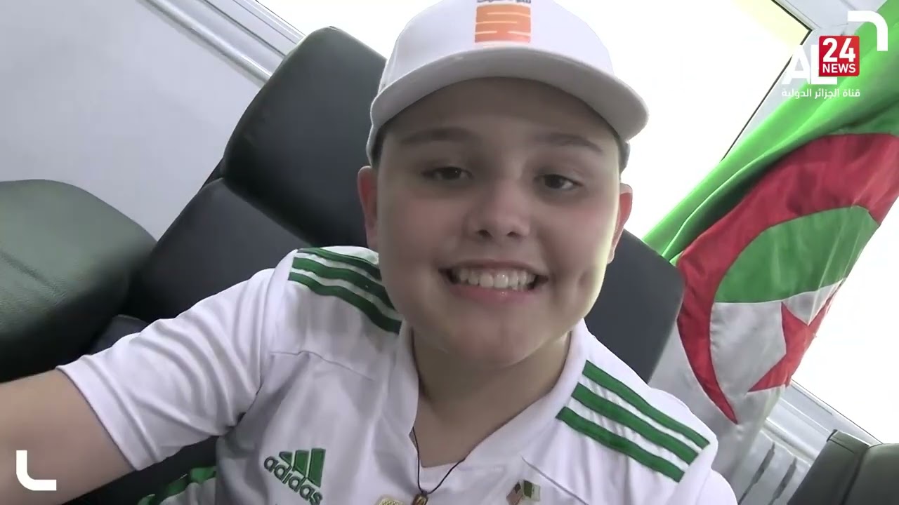 الطفل الأمريكي، ماثيو هيل، صديق الجزائر ومحبُّها، يتمنى أن يكون يوما، سفيرا لبلاده، في الجزائر