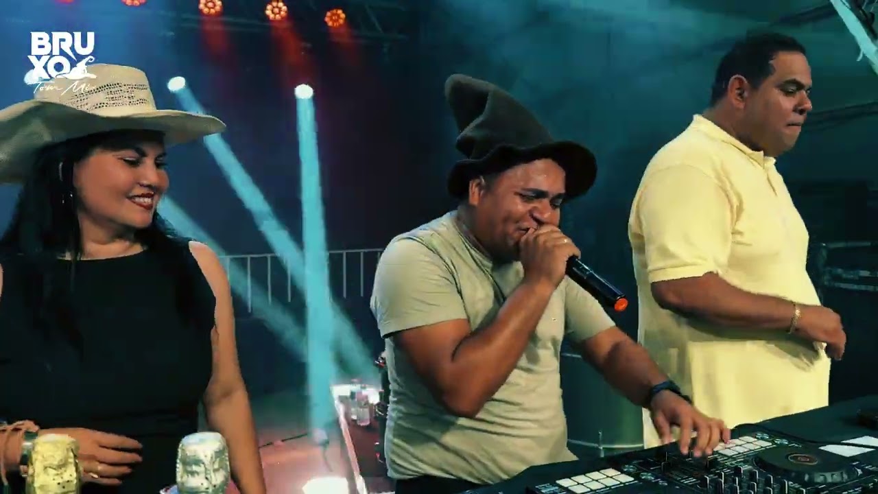 REVEILLON EM PORTO GRANDE - AMAPÁ TOM MIX AO VIVO