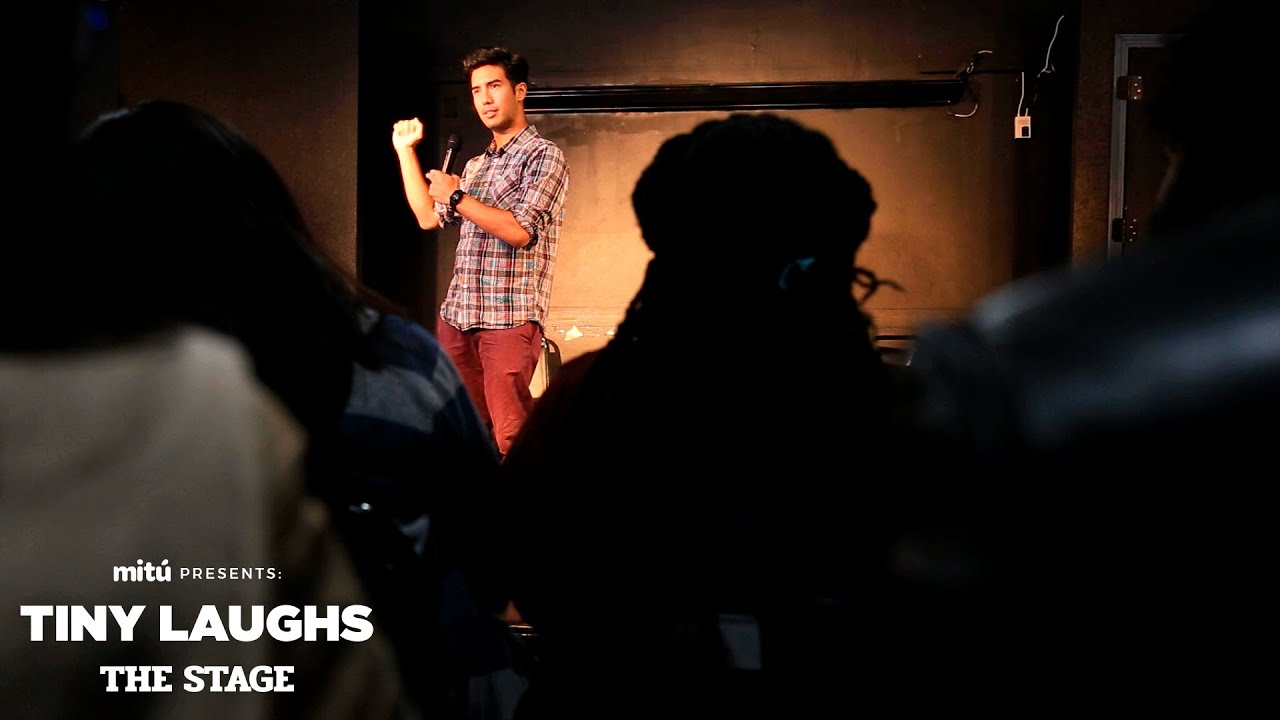 Tiny Laughs: The Stage - mit&uacute;