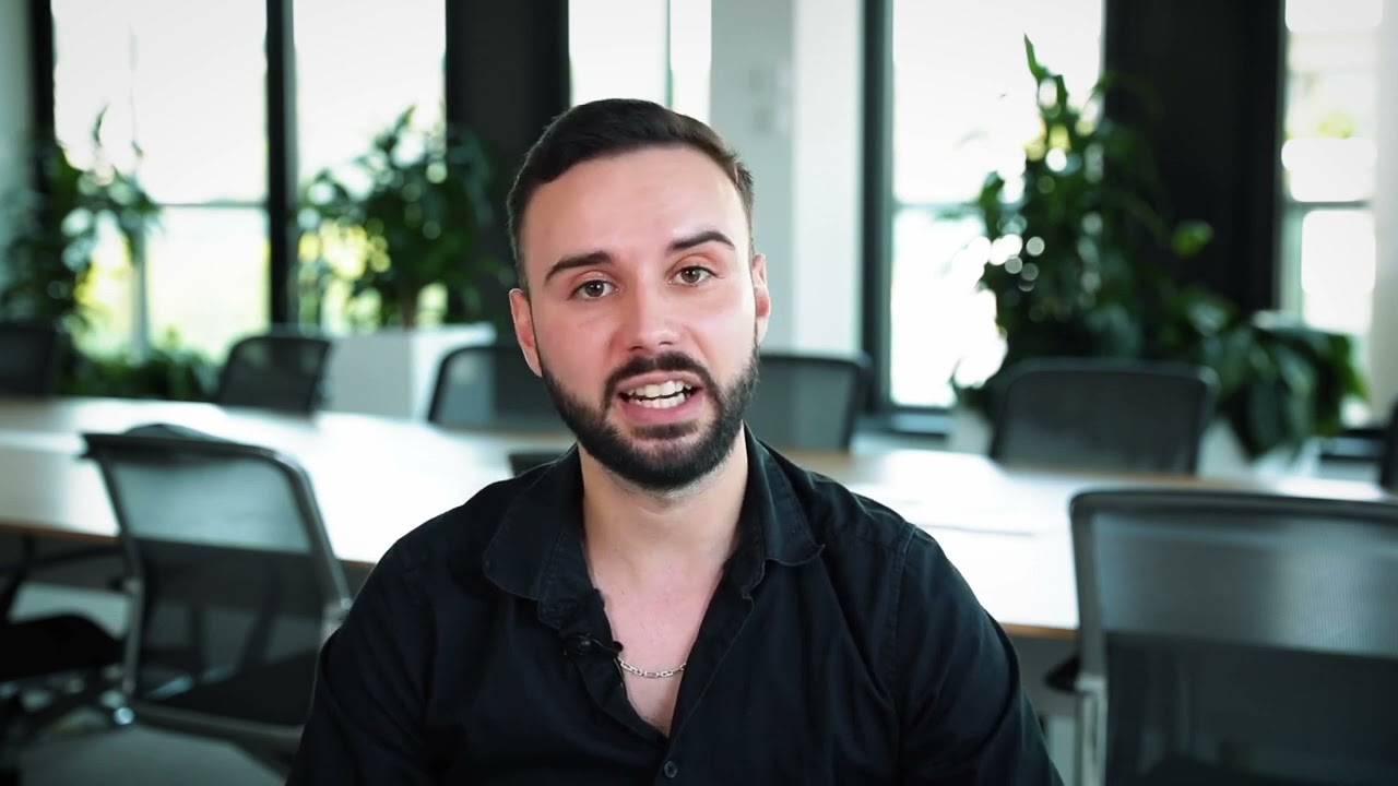 D&eacute;couvrez Boursorama avec Flavien, Conseiller Client&egrave;le