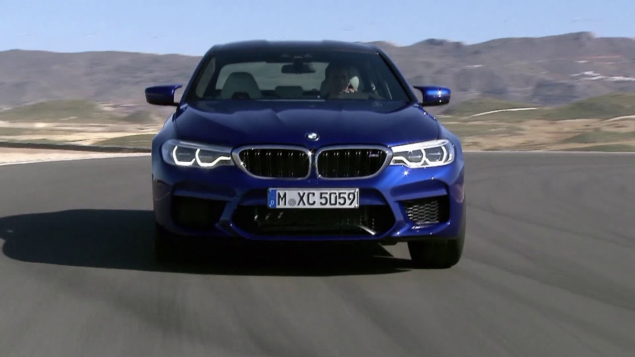 2018 BMW M5 (F90) on Race Track