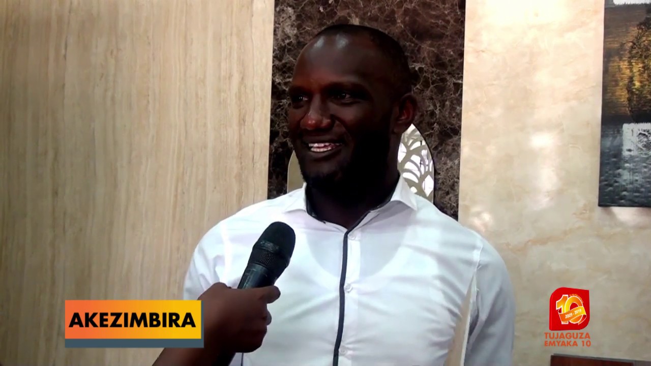 AKEEZIMBIRA :Enzigi kwossa ne Tiles eza pulasitiki ez’omulembe A