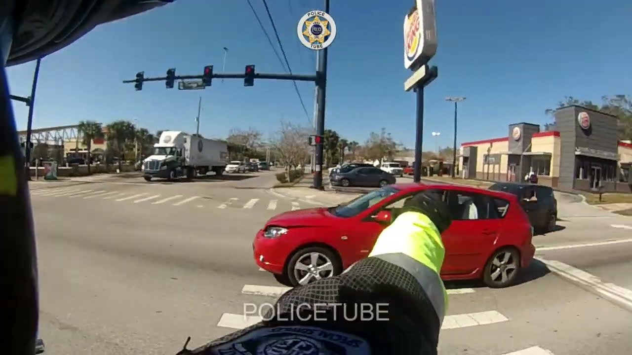 Police Impersonator Jeremy Dewitte Illegally Pulls Over Cars & Threatens to Cancel Someone's Funeral