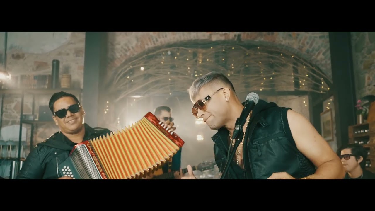 Tu Juguete - Makano (Video Oficial)