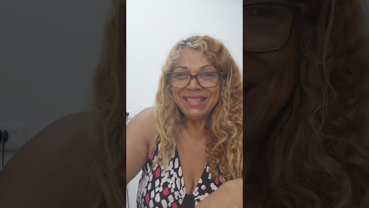 ABRA A BÍBLIA,  E SEJA UM EXEMPLO PARA O SEUS 