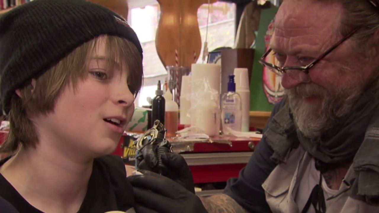 Tatoeages voor kinderen (1 april 2011)