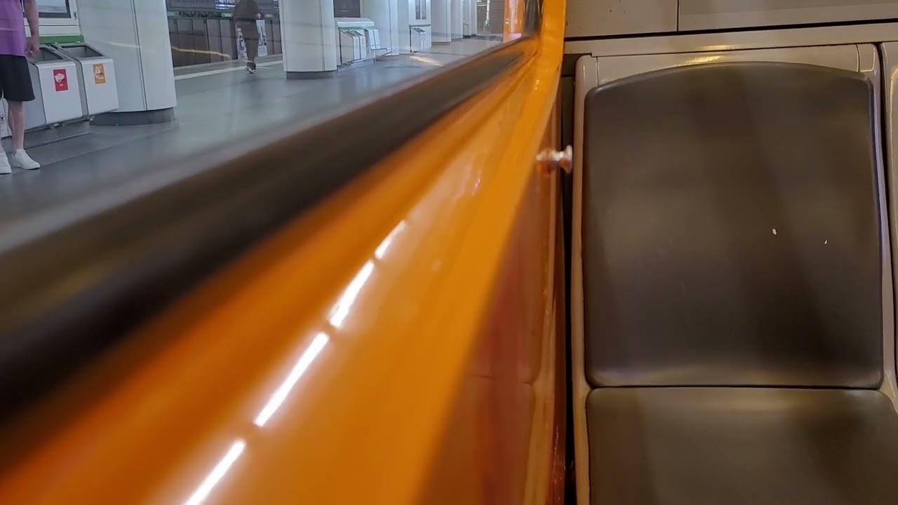 U4 Mitfahrt Heiligenstadt nach Roßauer Lände (U-Bahn Wien Silberpfeil SGP Typ U11)(20.06.2025)