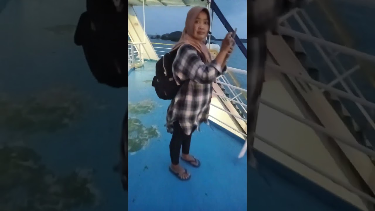 Setuasi didalam kapal laut . Mudik lebaran