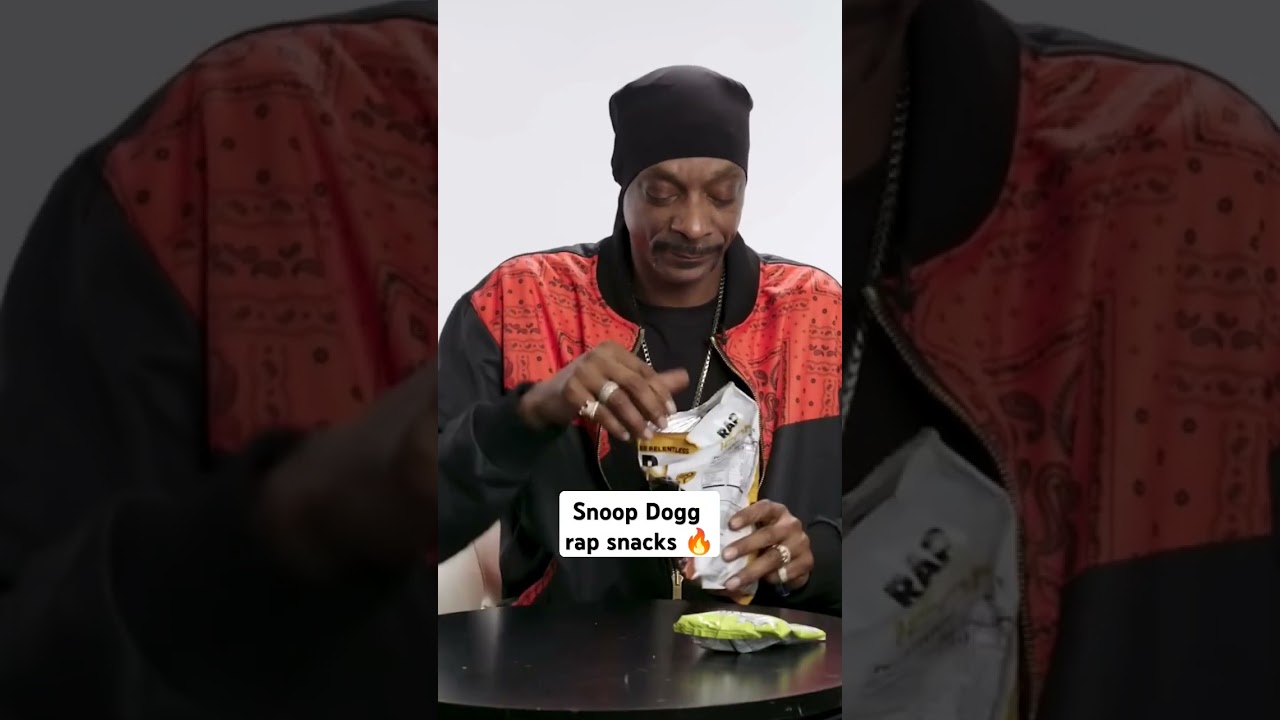 Snoop Dogg rap snacks #snoopdogg #rap #viralshorts #foryou #snacks #hiphop