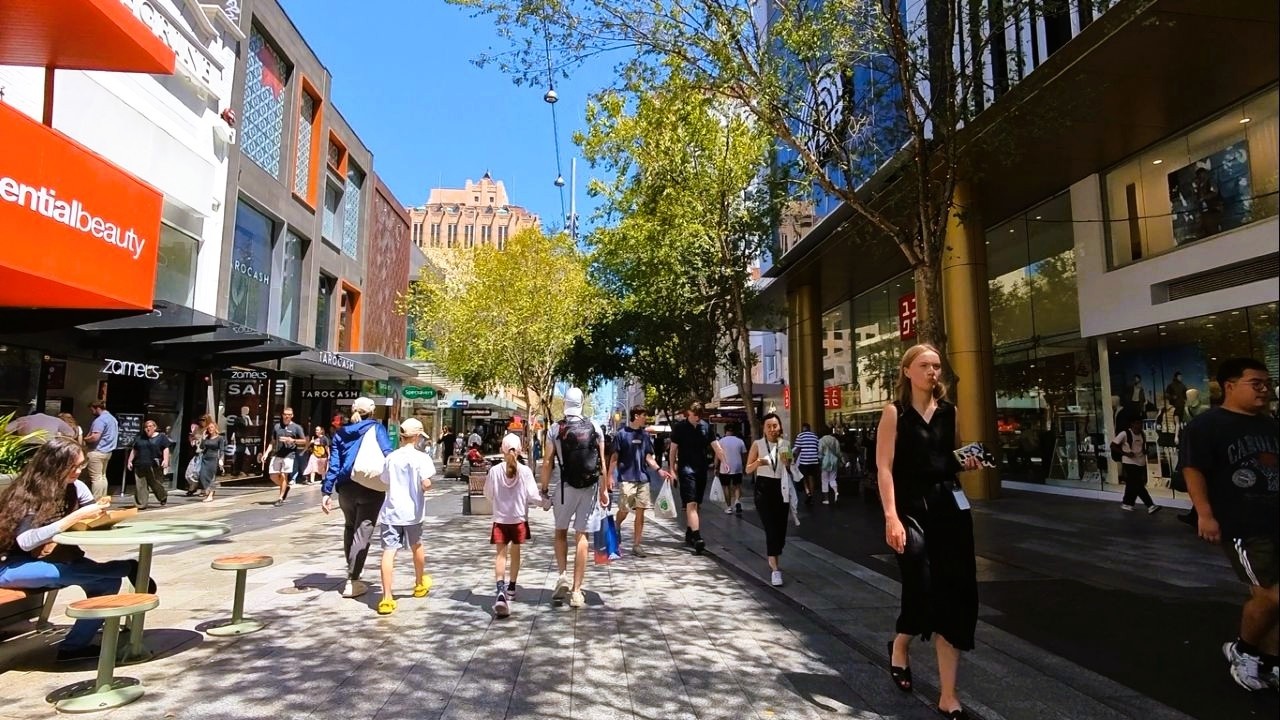 Adelaide City - South Australia - Walking Through Rundle Mall