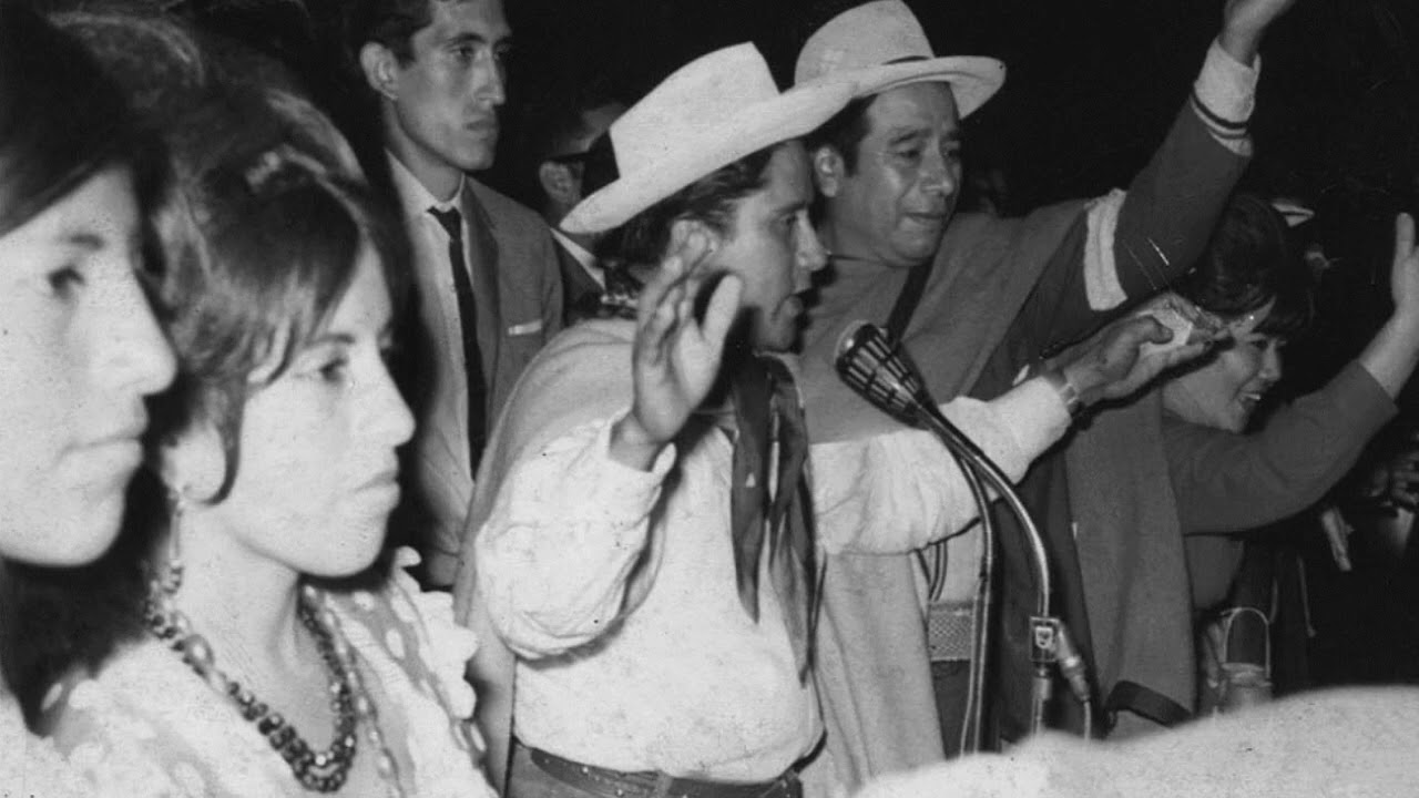 CENTENARIO DE POMABAMBA   JILGUERO DEL HUASCARAN      BAJADO DE DISCO  A MP3 EN ESTUDIOS VAMECEY