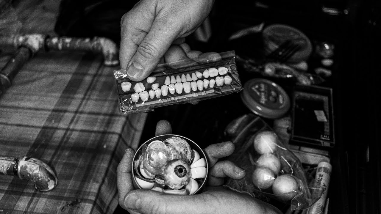 Marek Budai - Roman Bajz&iacute;k, The Man of All Crafts