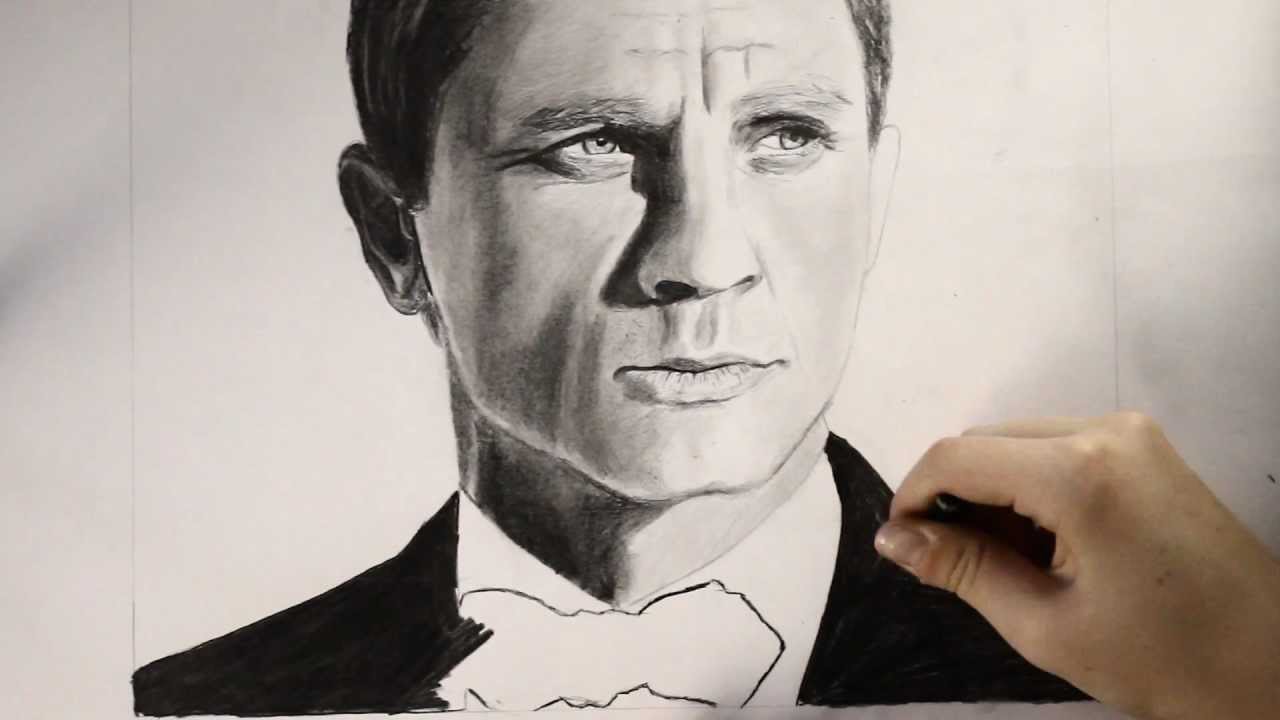 Daniel Craig as 
