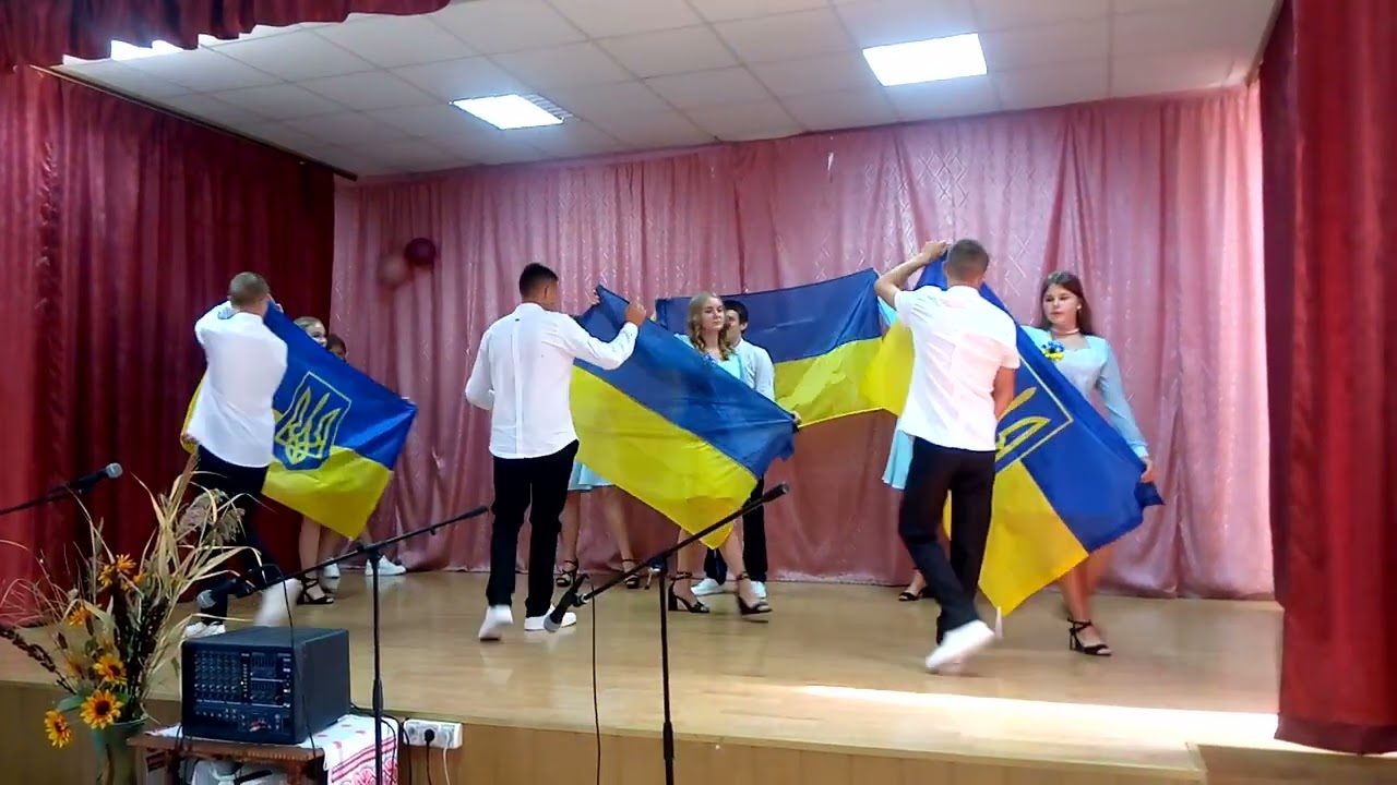танець 