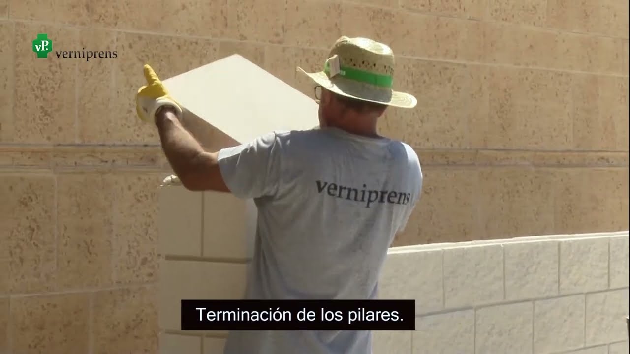 Instrucciones para la construcción de un muro con pilares y bloques.
