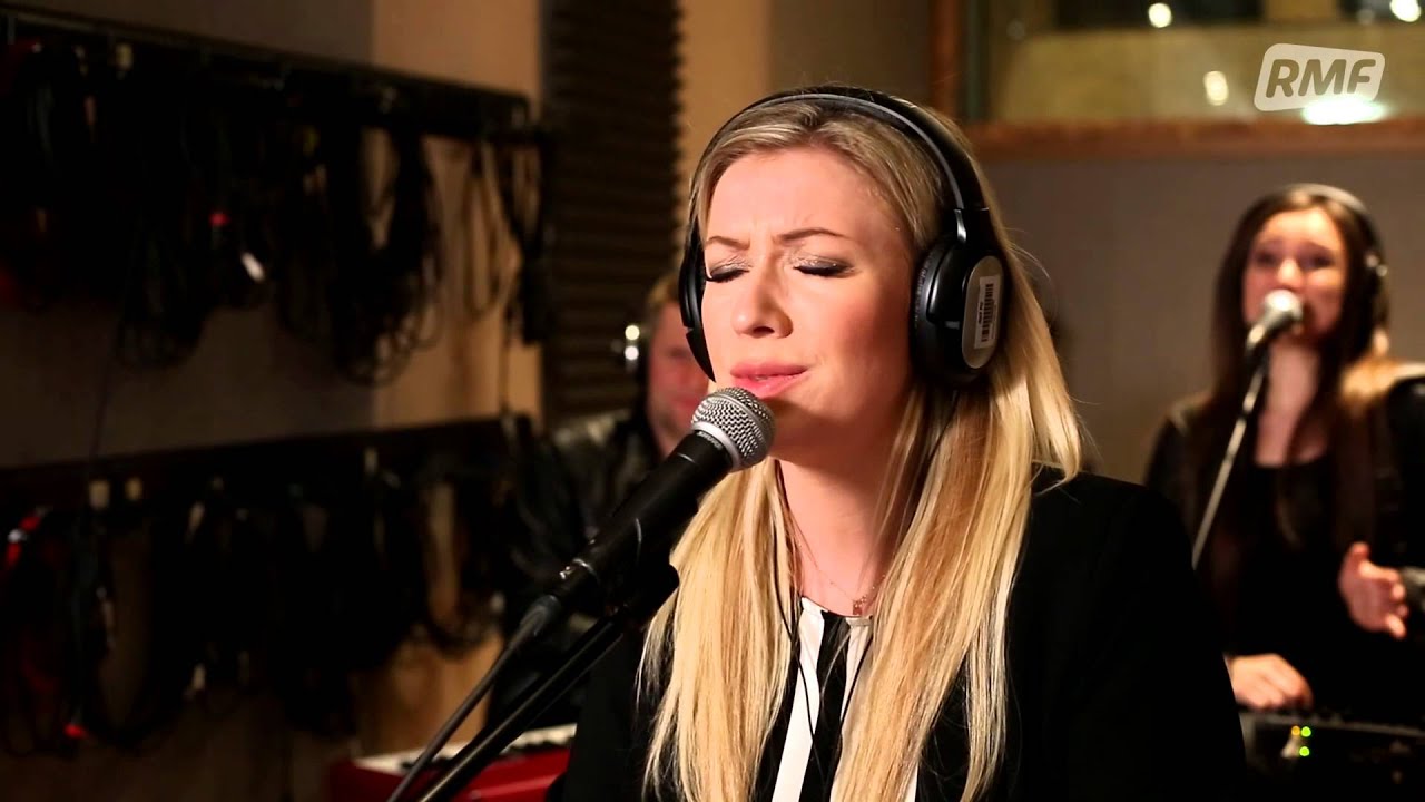 Kasia Cerekwicka - Szczęście (Poplista Plus Live Sessions)