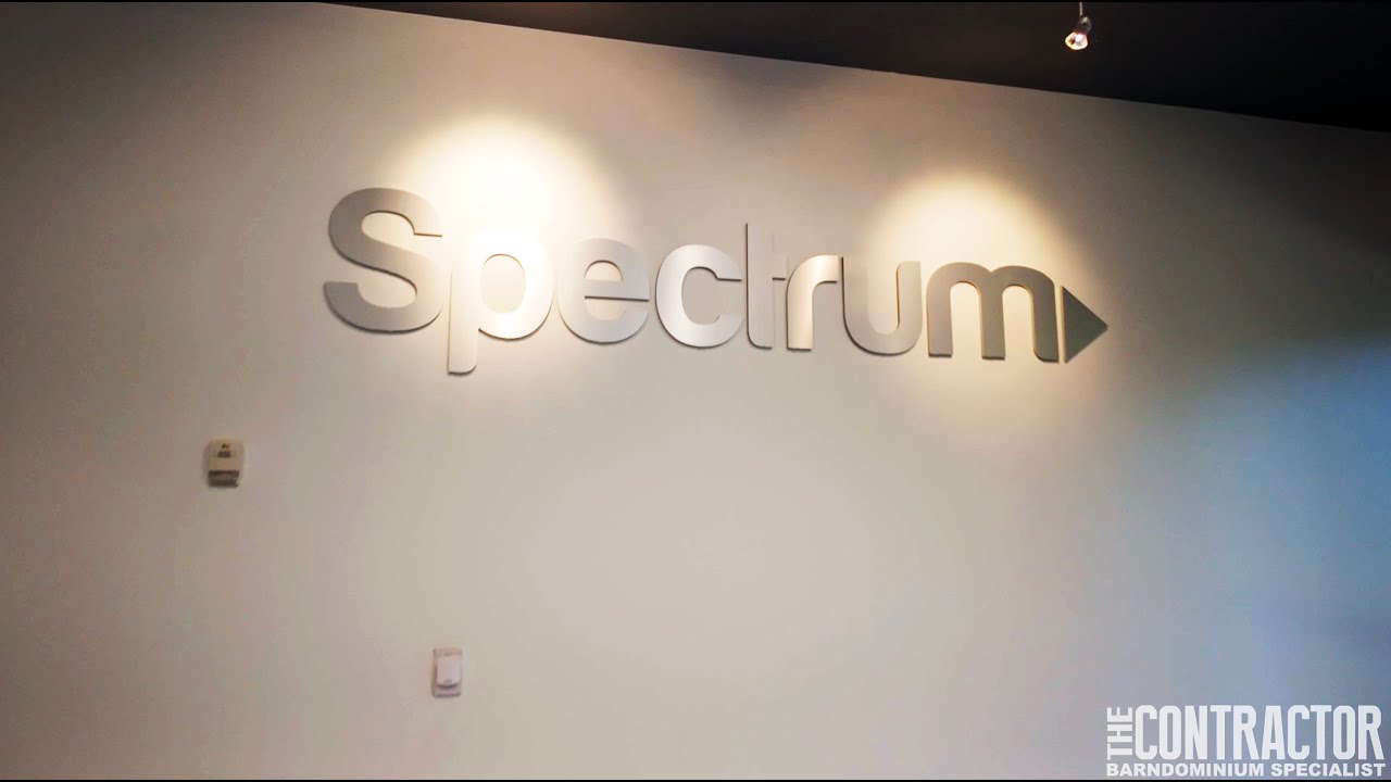 Tour of Spectrum and Bay News 9