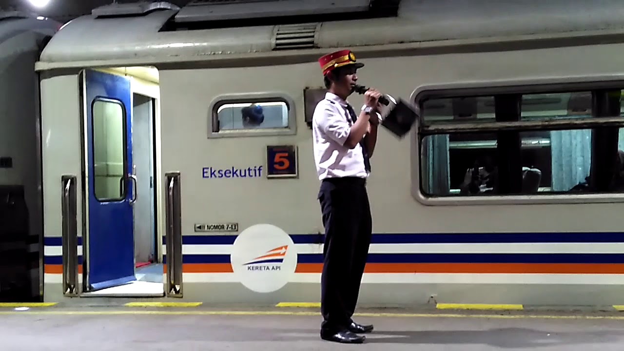 STASIUN KERETA API; TUGU YOGYAKARTA