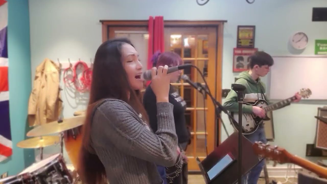 Rehearsal session 35:  #decode by #paramore (1)