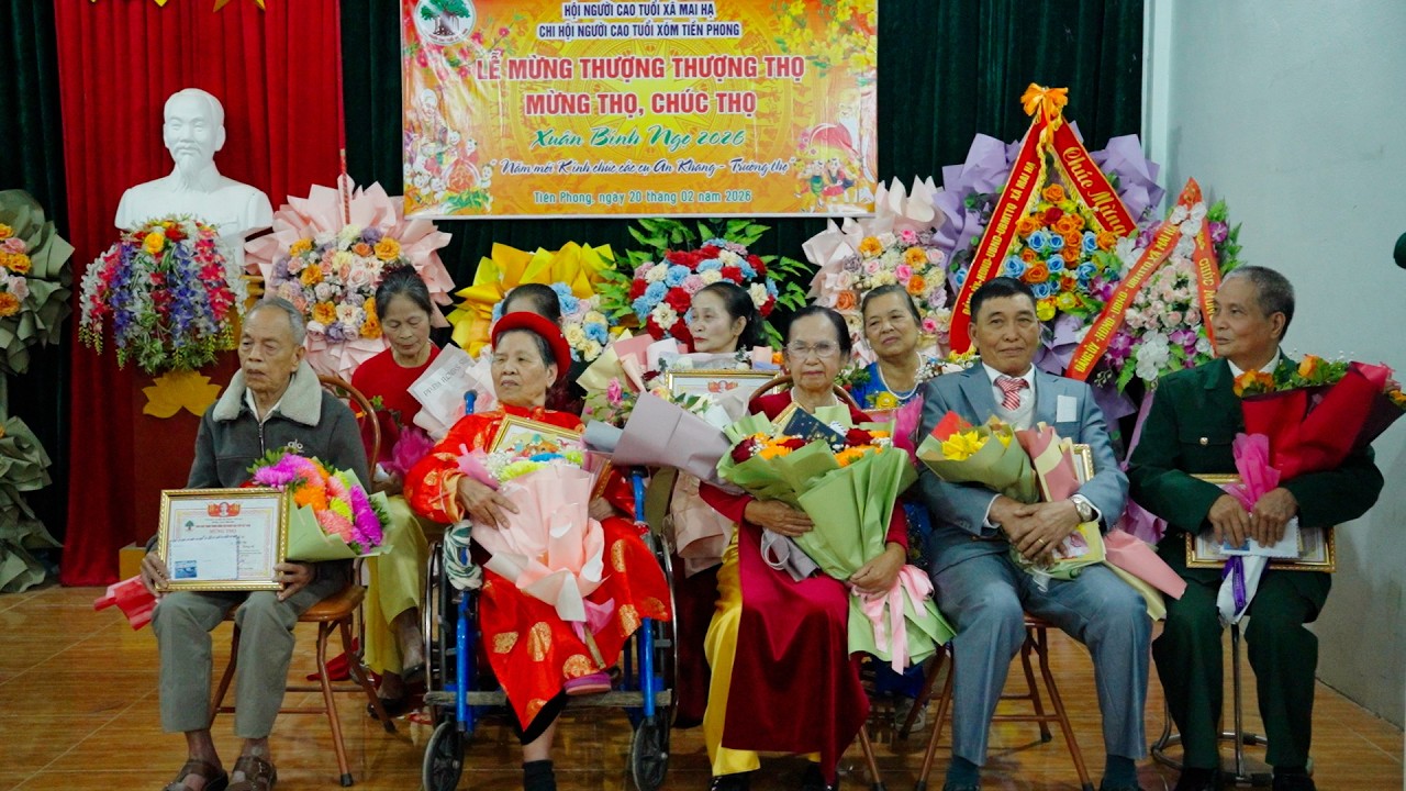 Lễ mừng thượng thọ, mừng thọ xóm Tiền Phong - Mai Hạ - Mai Châu
