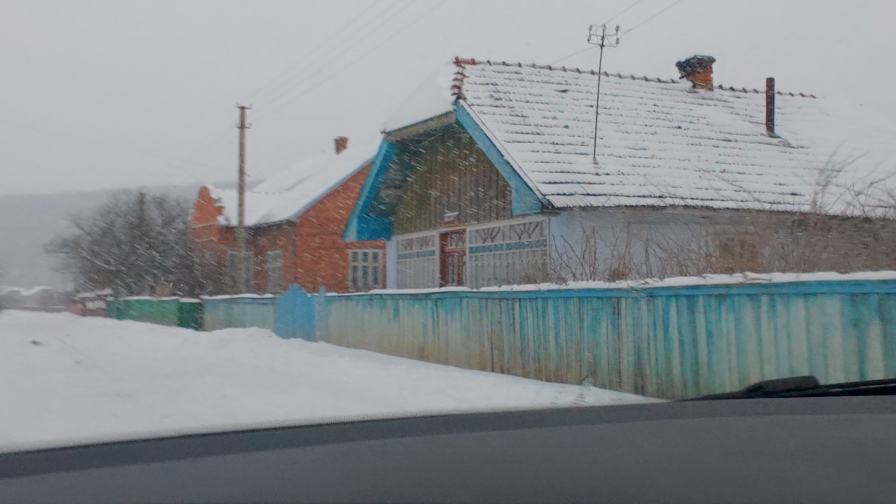 Коли сніг накрив села