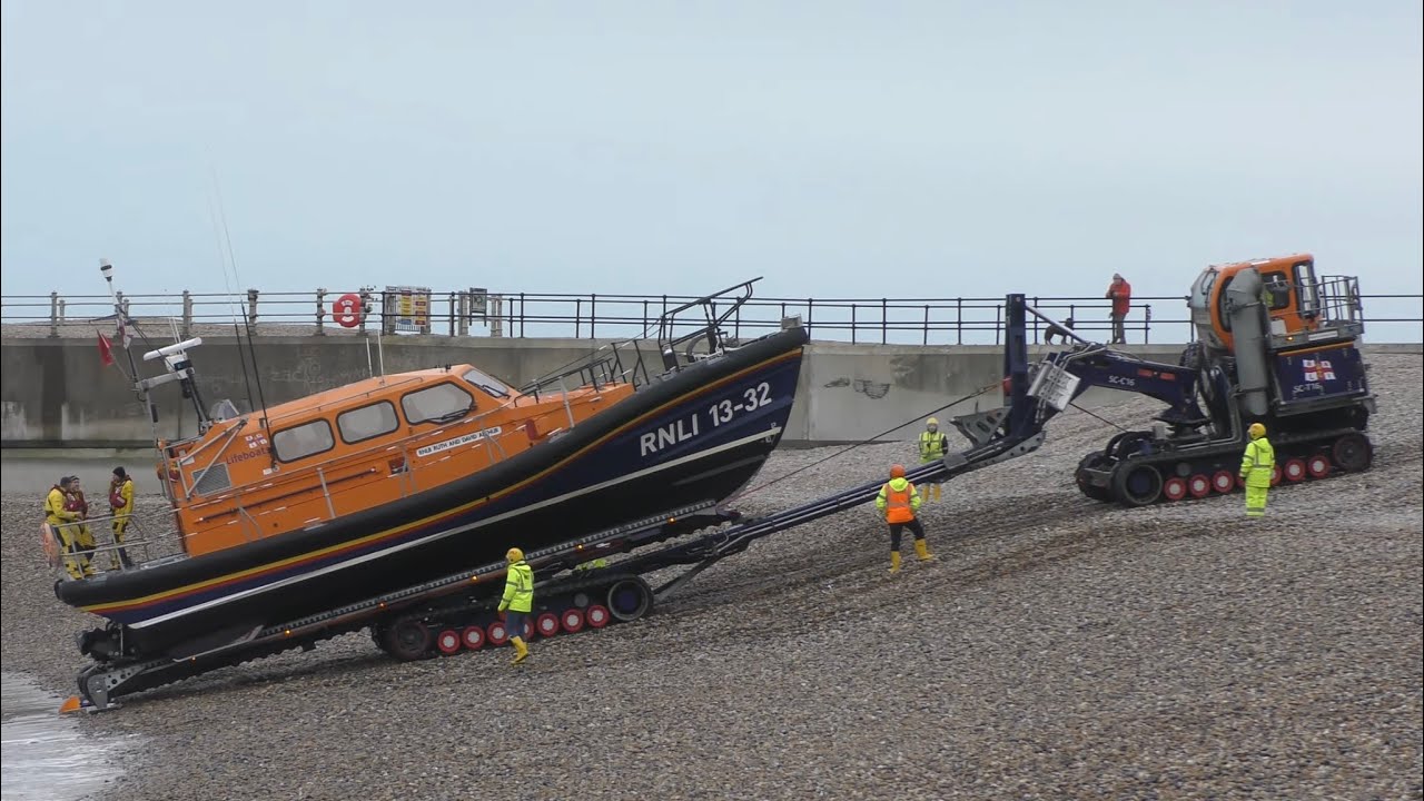 Hastings RNLI Lifeboat returning from an Exercise 14th Jan 2026