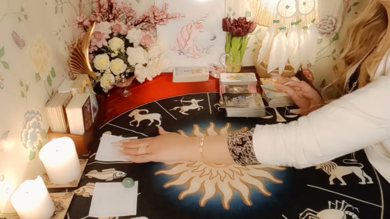 حط شخص في بالك ❤️ أية مشاعره المعلنة والمخفية عنك ونوياه ليك 👉وآية الأسرار الي مخبيها عليك 💯💯