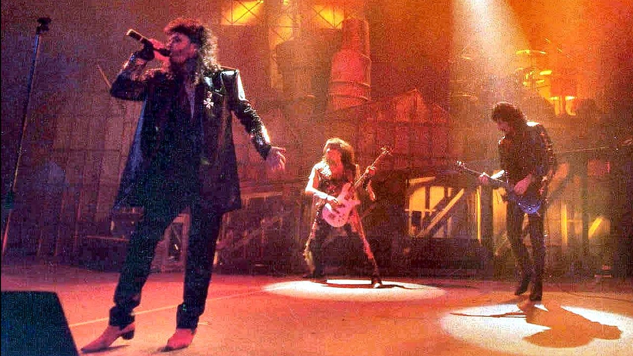 Glenn Hughes w/ Black Sabbath 