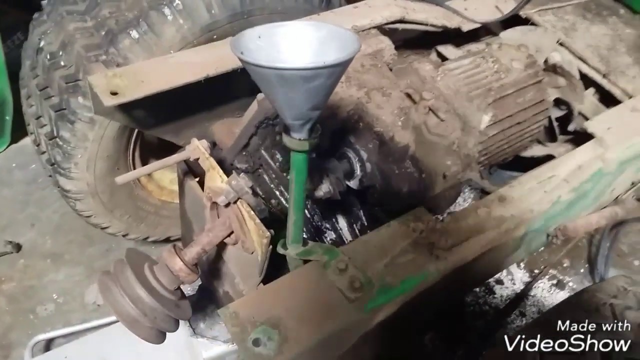 1969 John Deere 140 H1, flush the Hydraulics, rebuild the starter, one step closer to working again