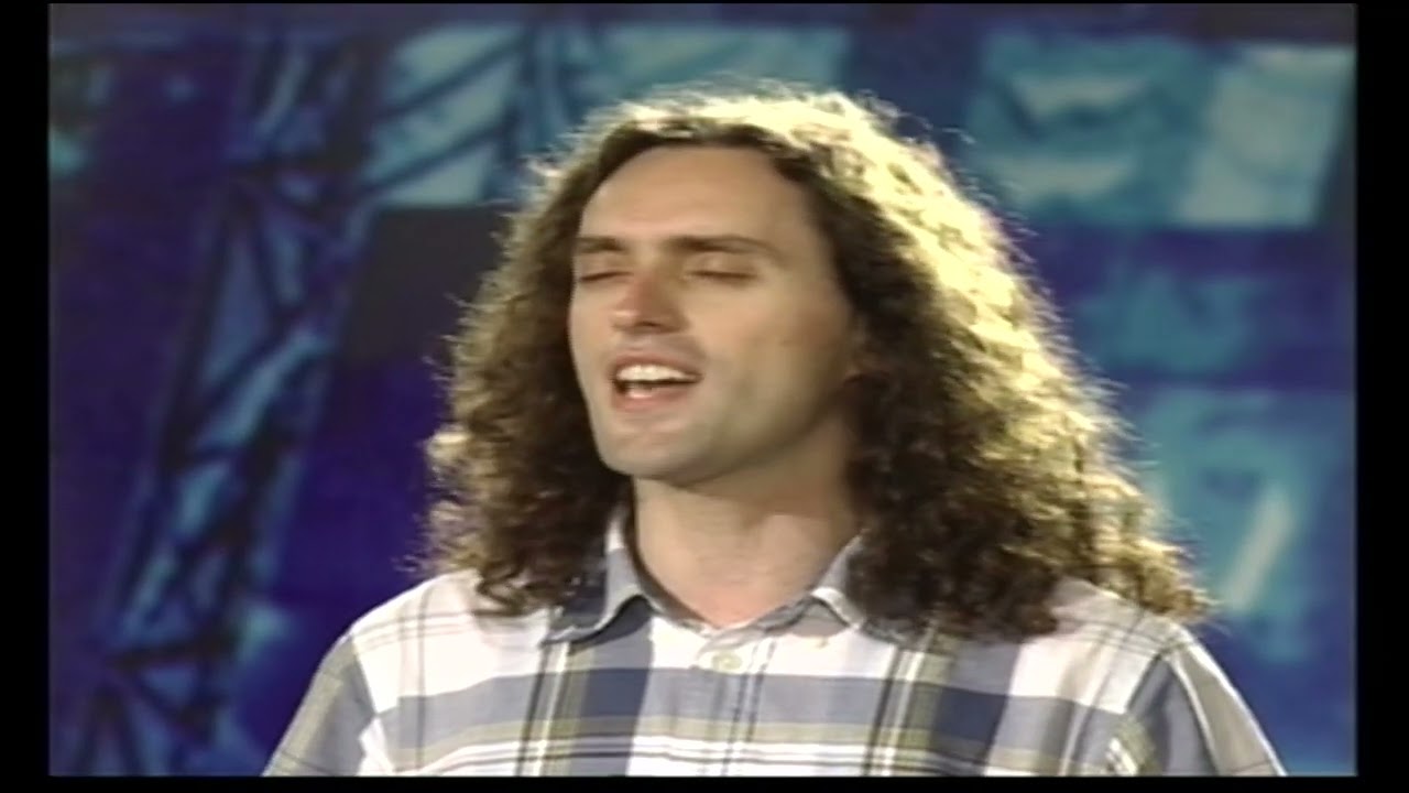 American Idol Clip - Randy and Simon Can't Stop Laughing