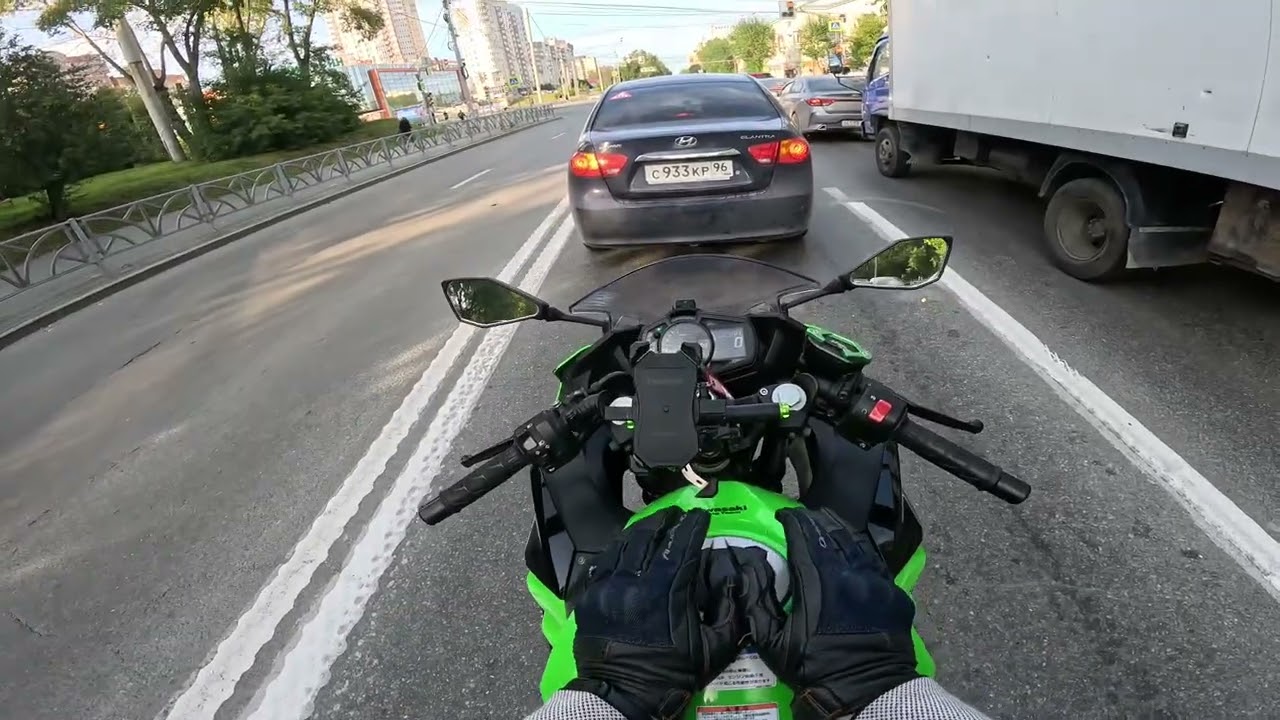 Kawasaki ninja 400 2019