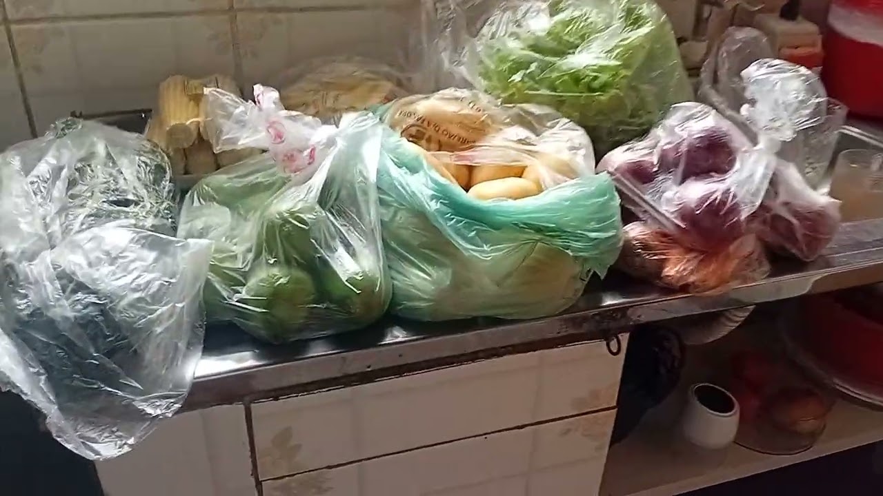 Tinha acabado todas as verduras 