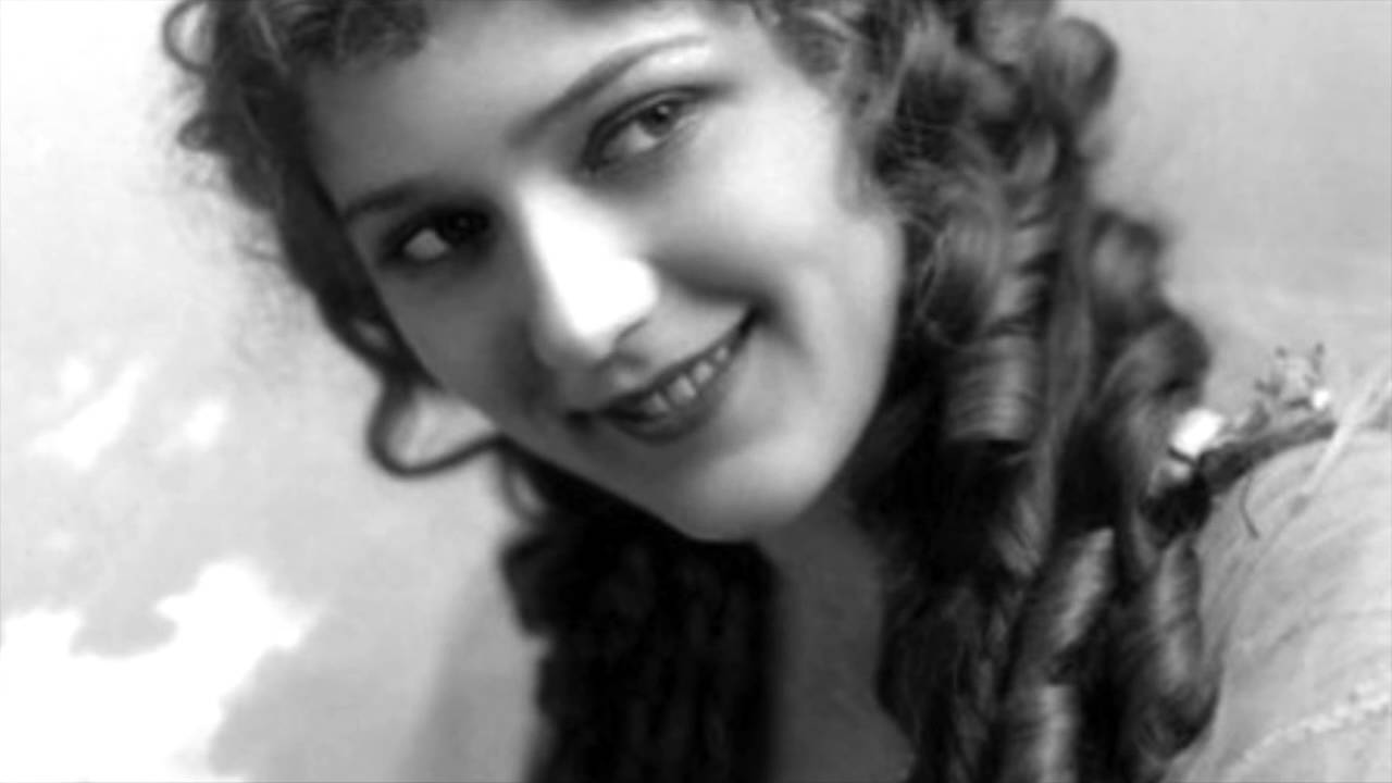 Mary Pickford camera