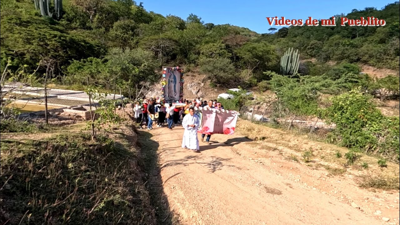 Peregrinacion de La Virgen -  San Pedro Salinas a Santa Maria Salinas Region Mixteca de Oaxaca