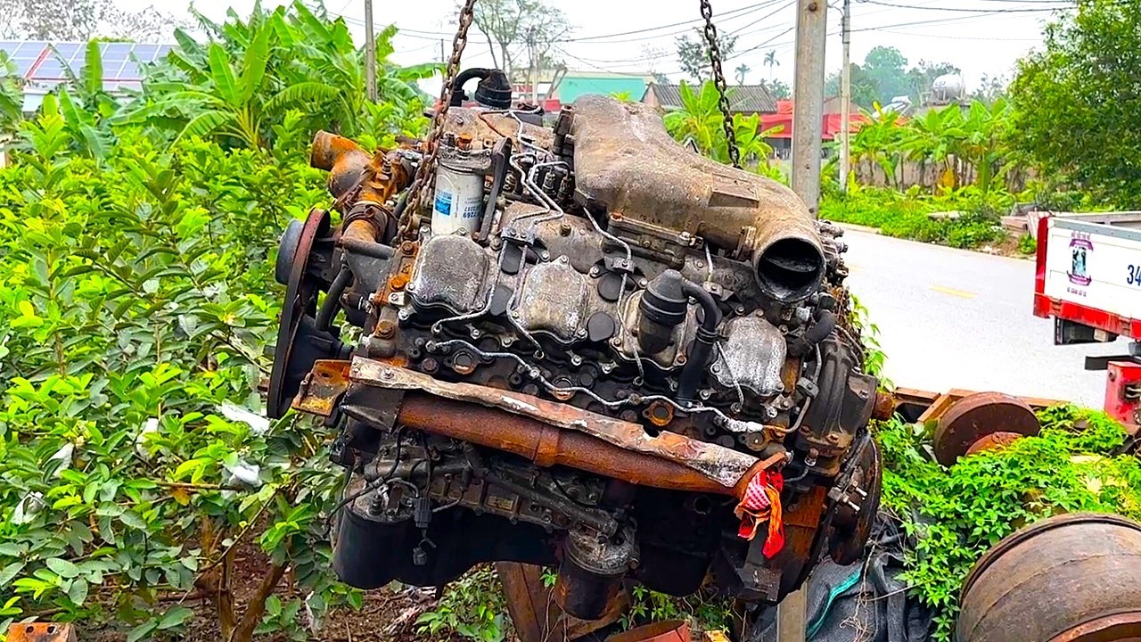 Ultimate Restoration of a Super Rusty Mitsubishi V8 Sand Pump Engine | Complete Engine Rebuild