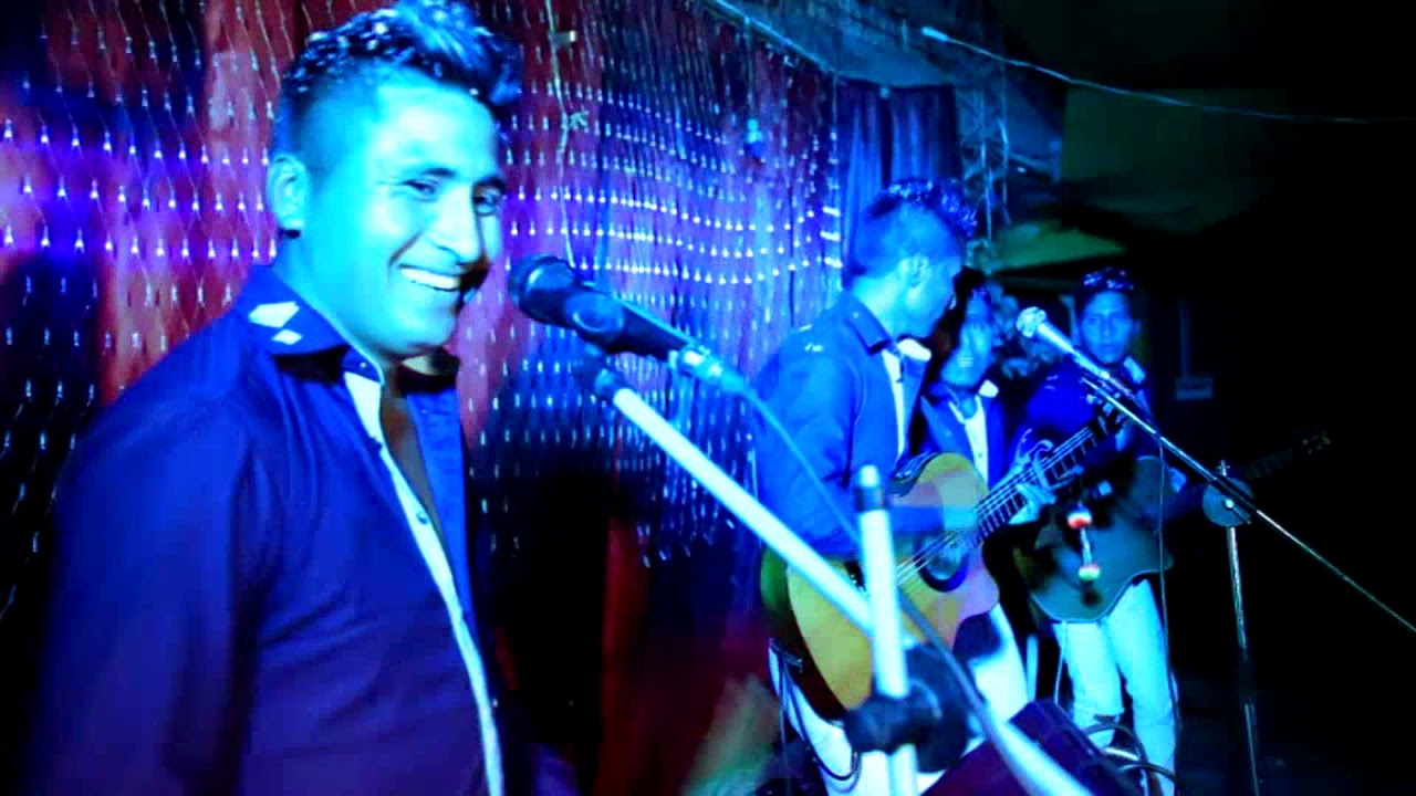 LOS JUVENILES ROMANTICOS DEL CHARANGO - MIX 3 EN VIVO