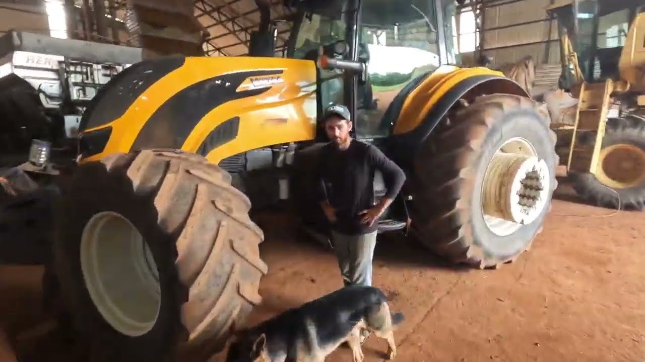 Mechendo no valtra pistão da direção 