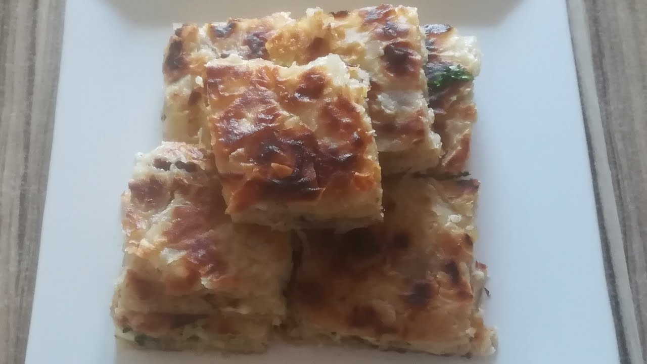 Kuru Yufkadan Patatesli Ve Peynirli Börek Tarifi :