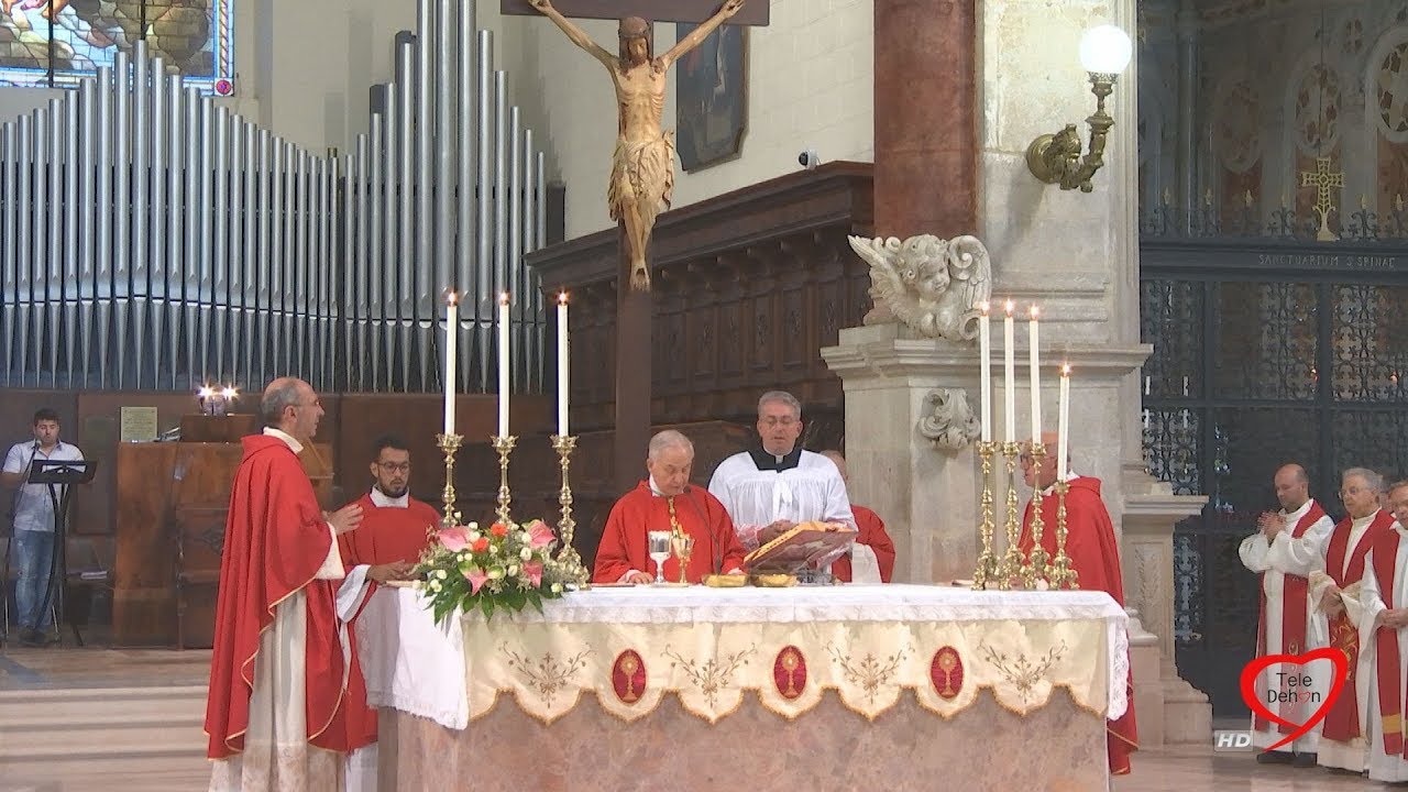 SANTA MESSA PRESIEDUTA DAL VESCOVO LUIGI MANSI E CONCELEBRATA DA TUTTI I SACERDOTI