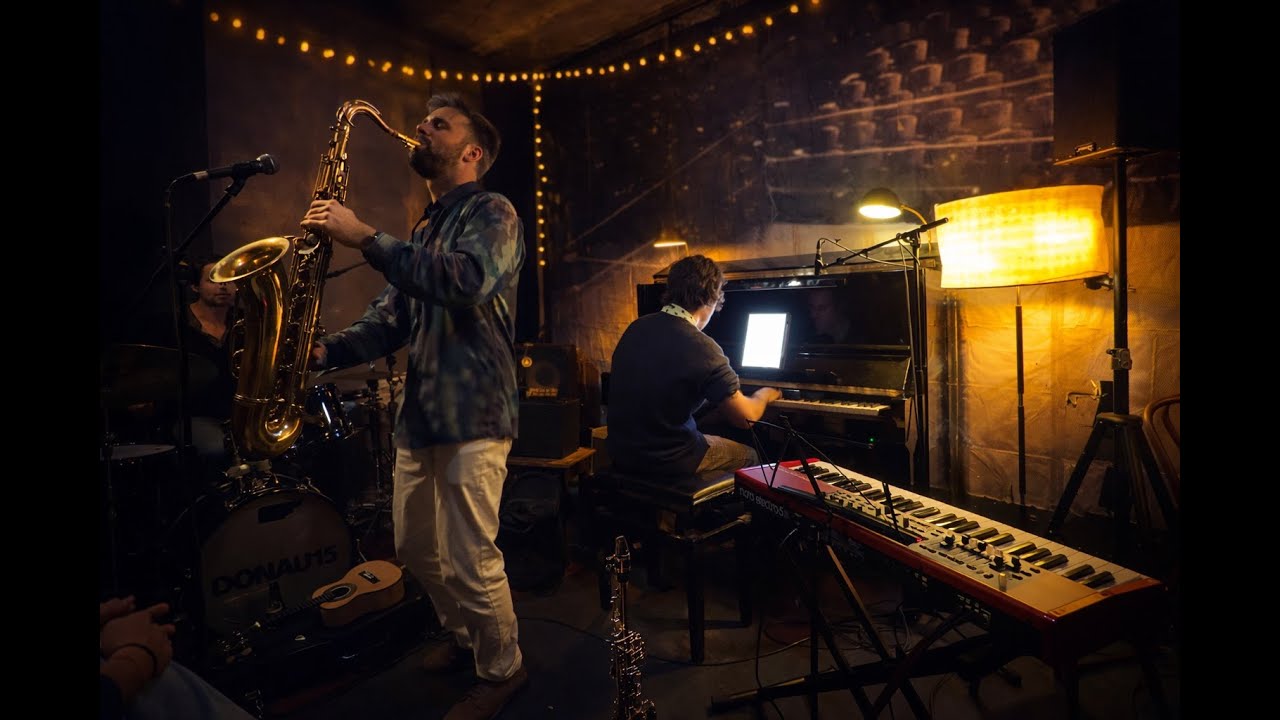 Felipe Vieira & berimbouse band | Live at Donau 115 (Berlin)