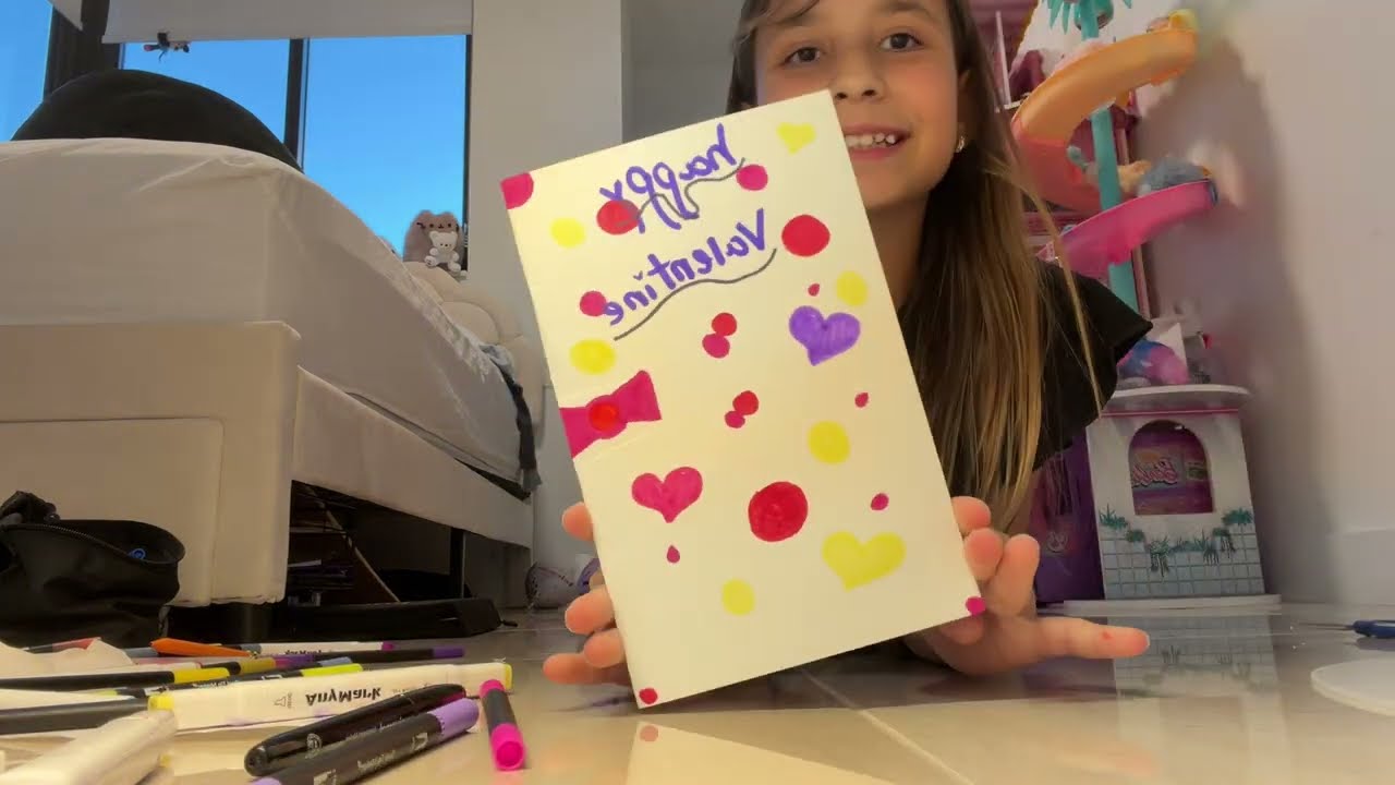 Making a SURPRISE Valentine Card for Mom 😱💌 DIY