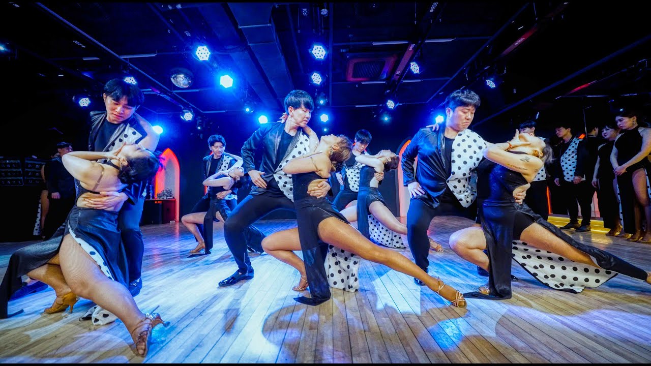 M/V(Long Take) 센슈얼랩 연구팀 Pro Club - Dani J - Gitana, 바차타 Bachata Performance By 원궁 요니